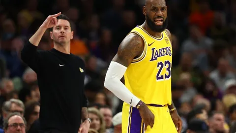 金斯利科曼连霸征程遇挑战！12年联赛霸主地位摇摇欲坠。