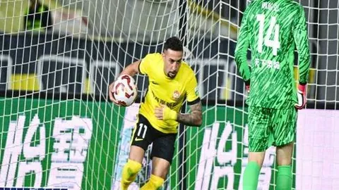 里夫斯面临挑战，公牛逆转湖人胜局，却凸显东契奇与詹姆斯压力山大